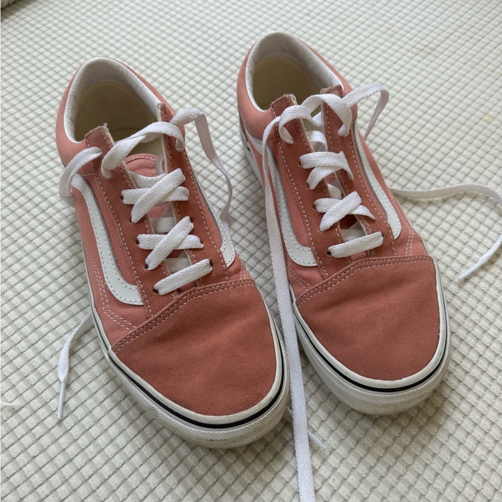 Classic Pink Vans Women’s size 7